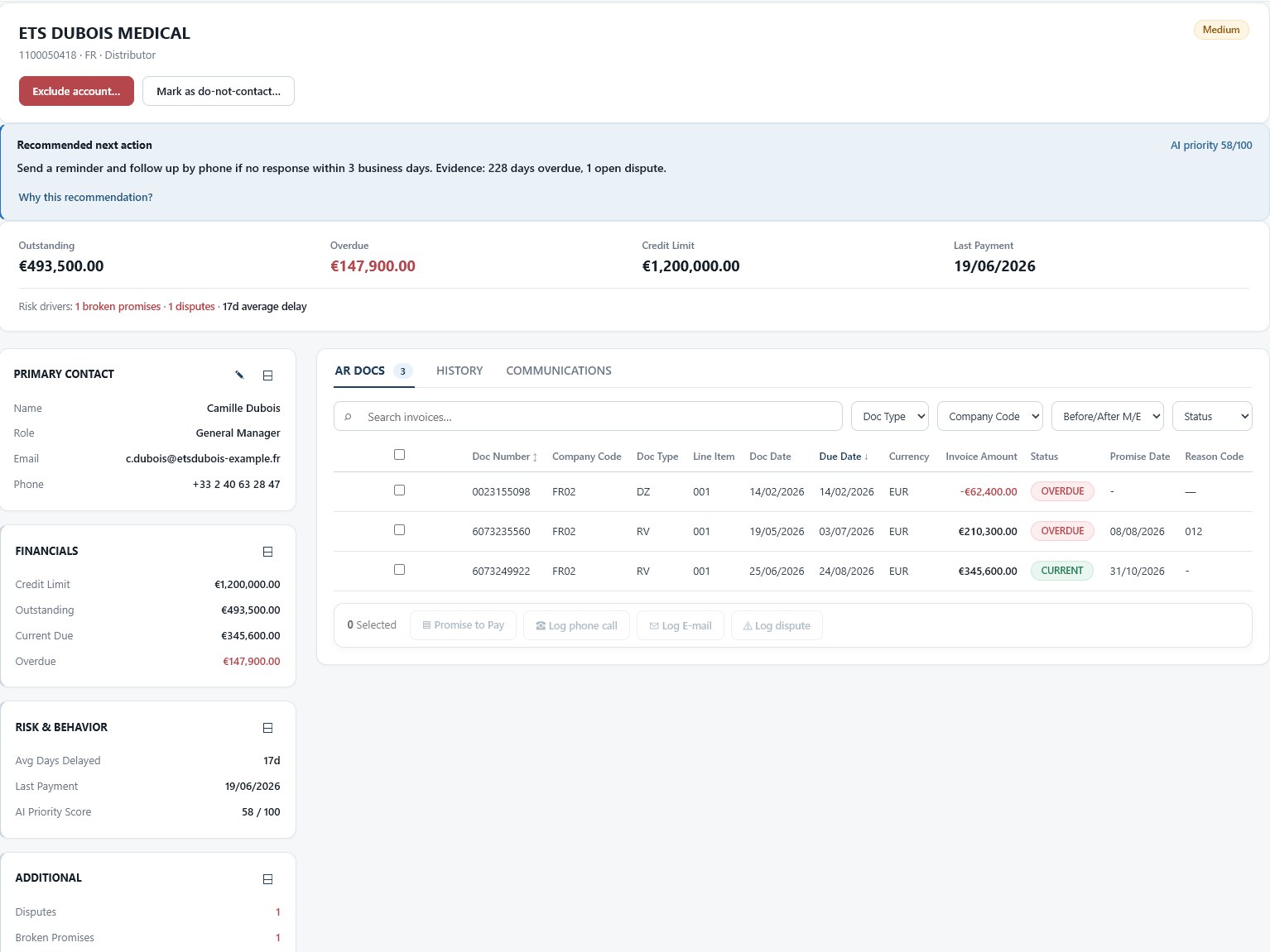 KAI O2C — customer case workspace with AI recommendation